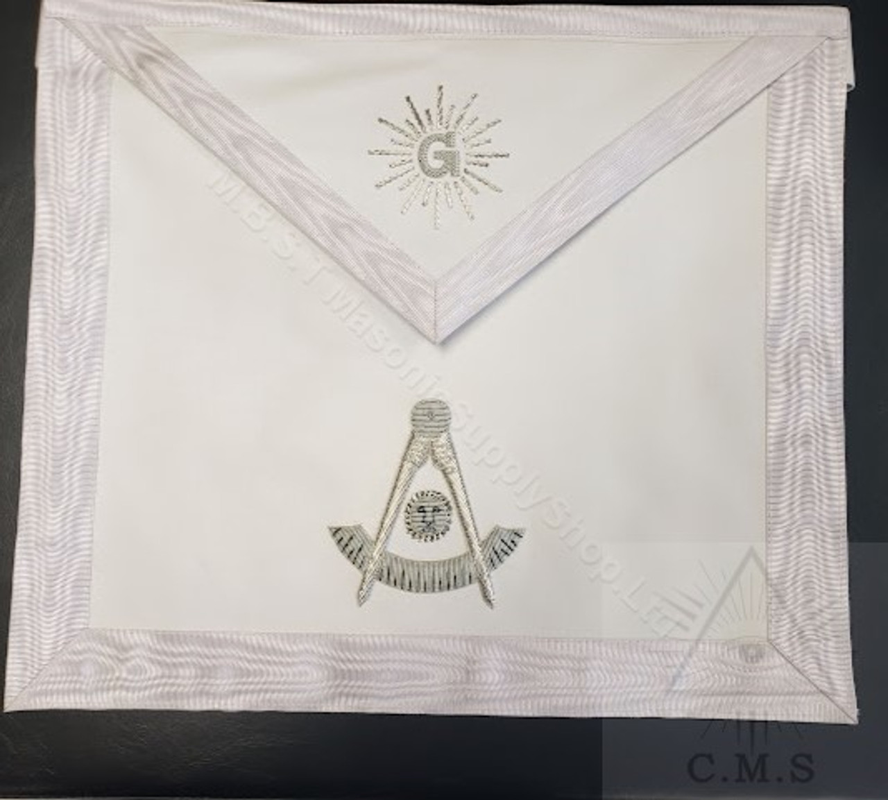 Past Masters Apron White Hand Embroidered style 47